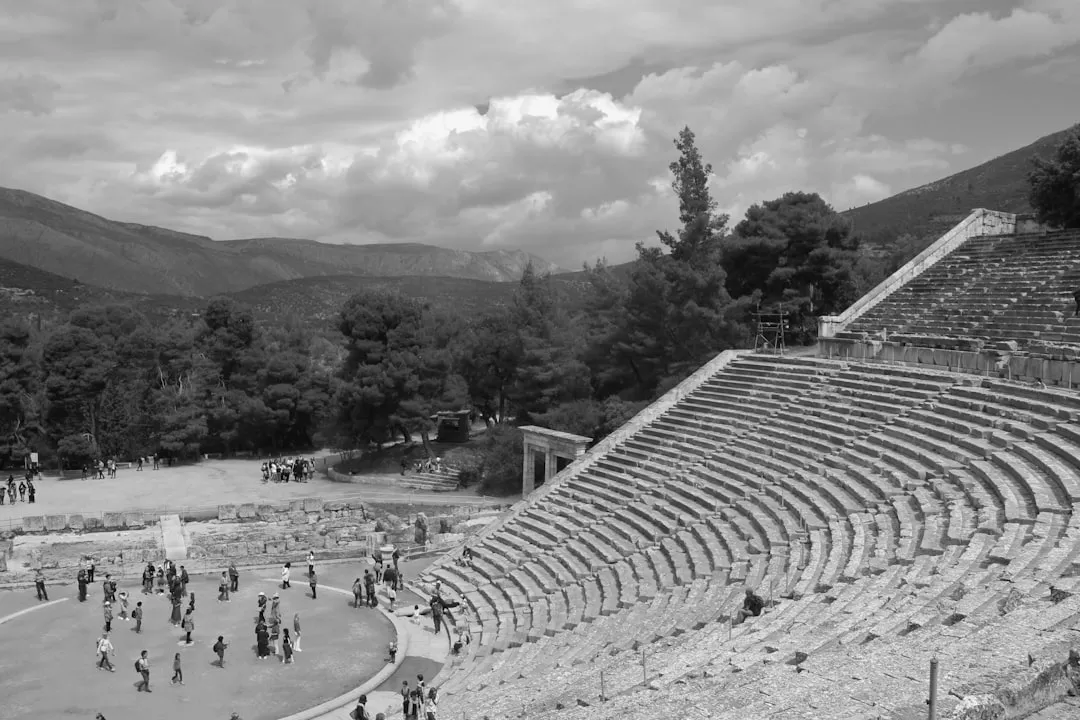 Ruines antiques théâtre grec archéologique monument historique site classé site historique anciens amphithéâtre antique grandeur historique patrimoine culturel site touristique place historique relevé UNESCO relevé patrimoine mondial relevé UNESCO culture ancienne histoire antique site touristique majeur relevé UNESCO relevé patrimoine mondial relevé culture antique relevé ancienne civilisation relevé patrimoine mondial relevé site protégé relevé monument historique relevé civilisation antique relevé culture grecque relevé vestiges historiques relevé civilisation ancienne relevé site archéologique relevé site historique grandeur antique relevé site protégé relevé histoire antique relevé kultur heritage UNESCO heritage cultural patrimoine historique tourisme culturel relevé relevé UNESCO relevé site classé relevé monument archéologique relevé histoire grecque relevé civilisation gréco-romaine relevé preserved heritage.